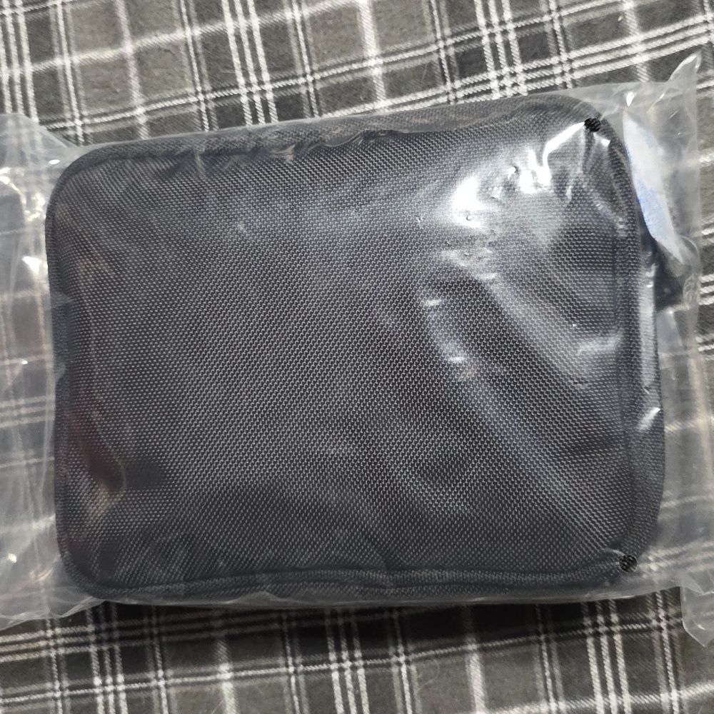 Dime Bags Boss Smell-proof Padded Carry Case - Picture 2 of 4